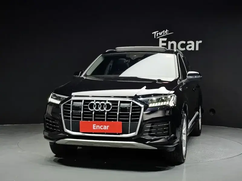 2021 Audi Q7 с пробегом 75 557 км