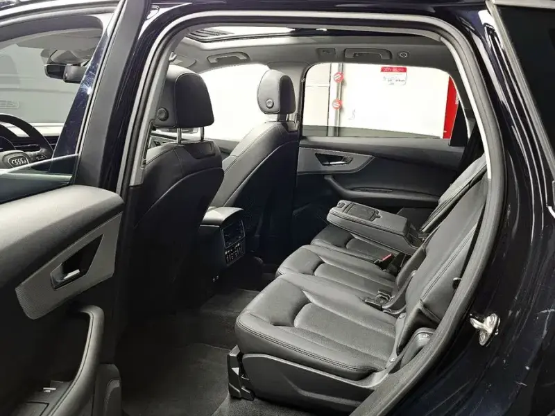 2021 Audi Q7 с пробегом 75 557 км