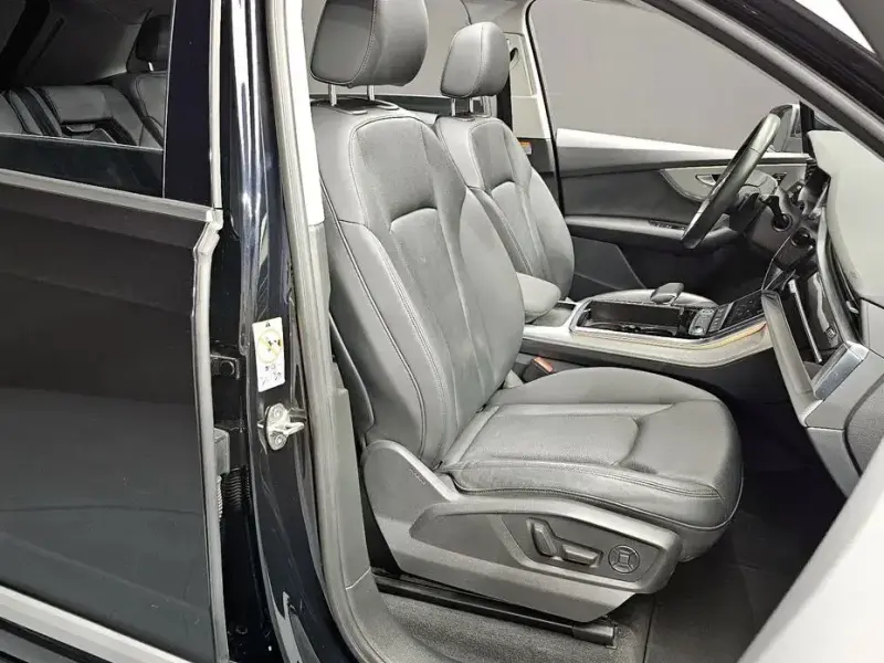 2021 Audi Q7 с пробегом 75 557 км