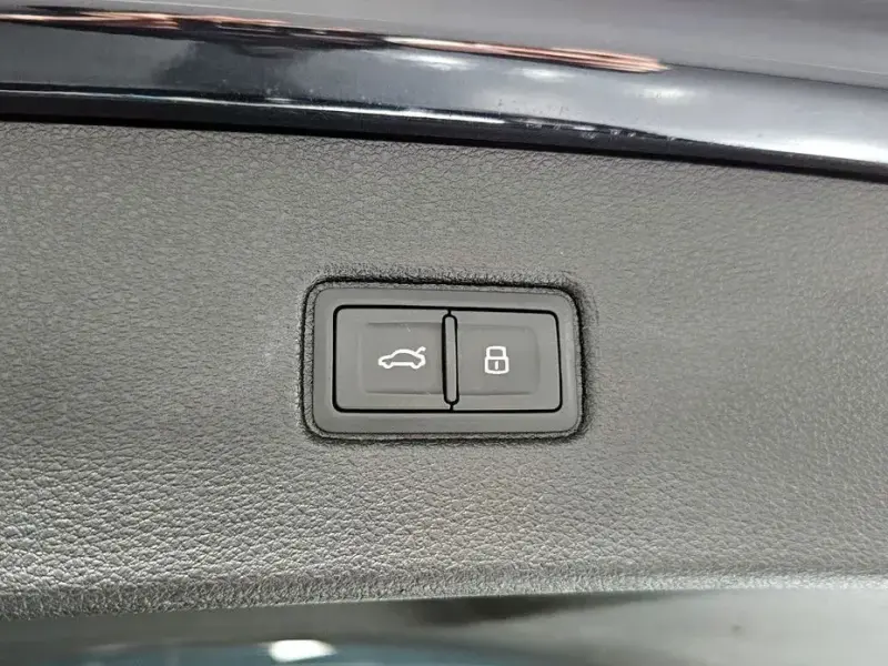 2021 Audi Q7 с пробегом 75 557 км