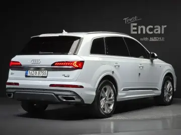 2021 Audi Q7 с пробегом 67 144 км