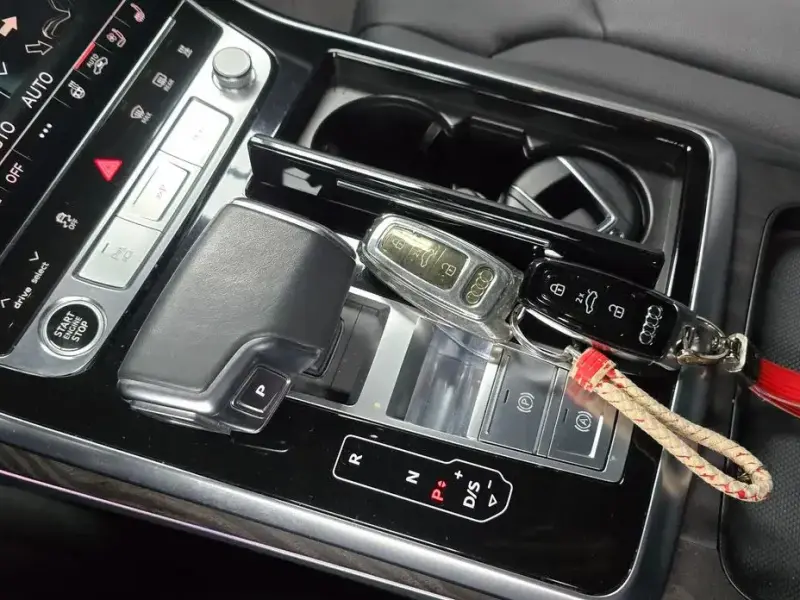 2021 Audi Q7 с пробегом 67 144 км