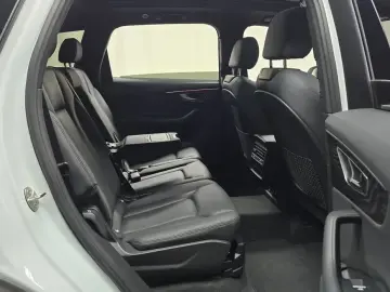2021 Audi Q7 с пробегом 67 144 км