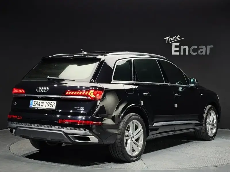 2020 Audi Q7 с пробегом 116 181 км