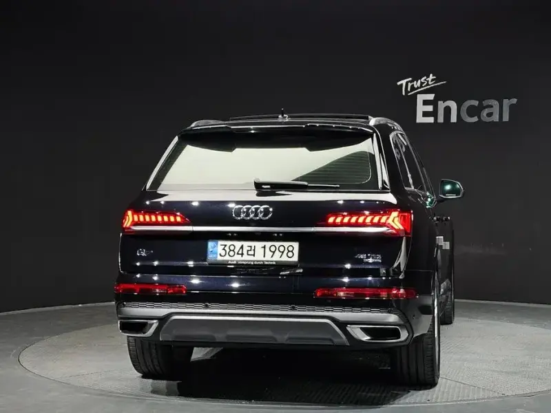 2020 Audi Q7 с пробегом 116 181 км