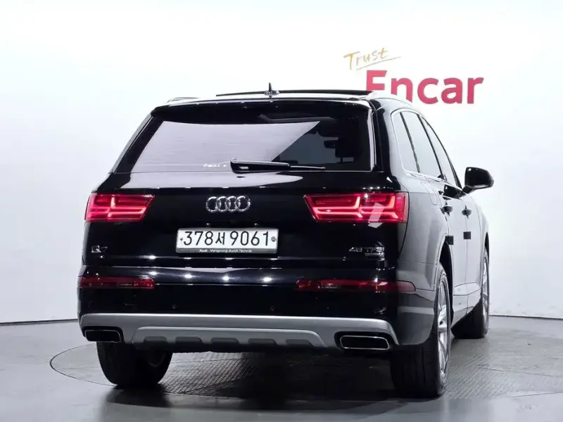 2019 Audi Q7 с пробегом 92 124 км