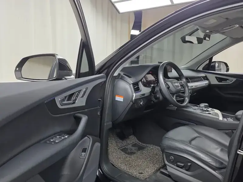 2019 Audi Q7 с пробегом 78 720 км