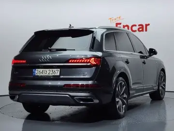 2021 Audi Q7 с пробегом 56 524 км