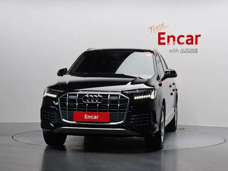 2022 Audi Q7 с пробегом 77 281 км