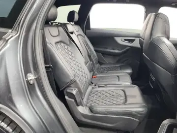 2021 Audi Q7 с пробегом 56 524 км