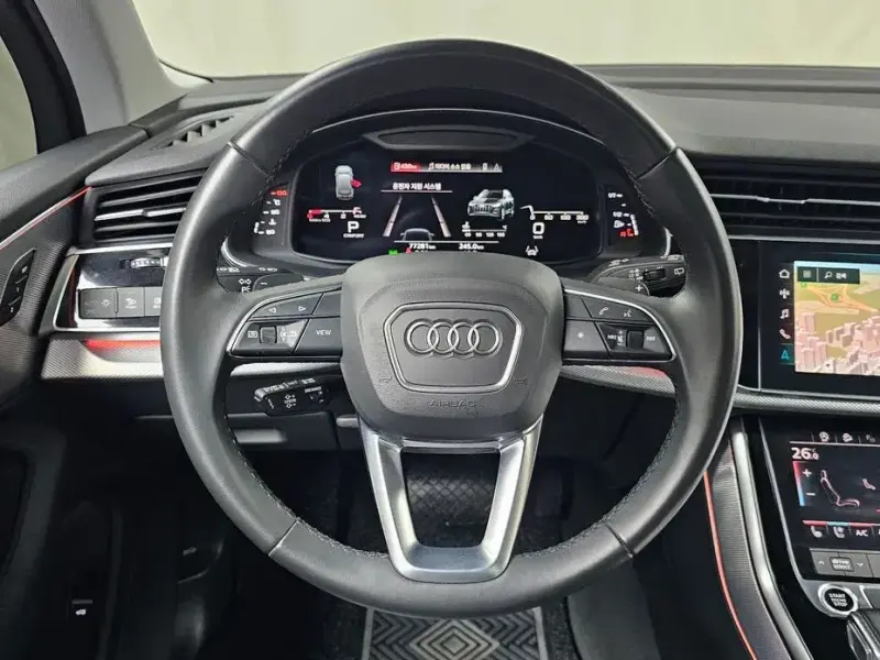 2022 Audi Q7 с пробегом 77 281 км