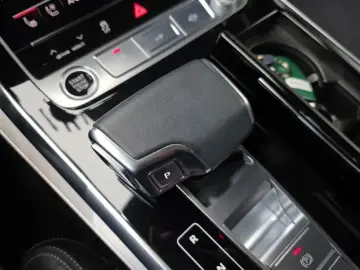 2023 Audi Q7 с пробегом 56 750 км