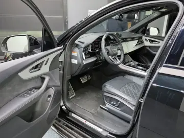 2023 Audi Q7 с пробегом 56 750 км