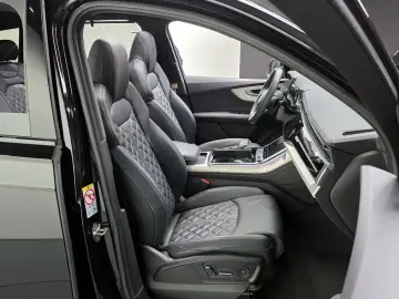 2023 Audi Q7 с пробегом 56 750 км