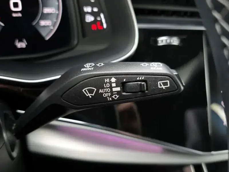 2023 Audi Q7 с пробегом 56 750 км