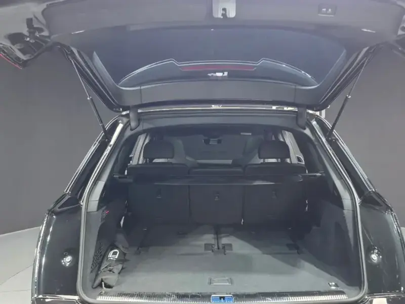 2022 Audi Q7 с пробегом 37 871 км