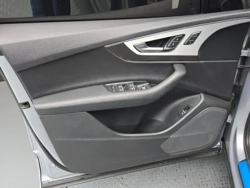 2019 Audi Q7 с пробегом 130 318 км