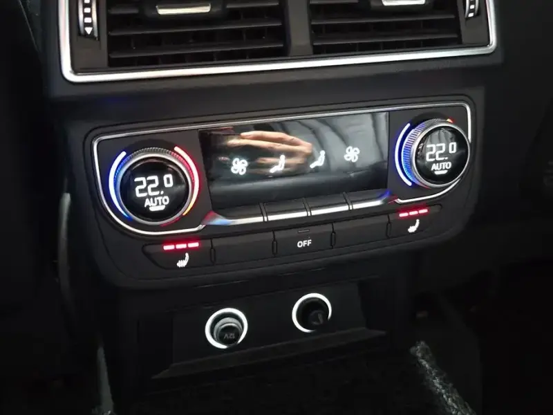 2019 Audi Q7 с пробегом 130 318 км
