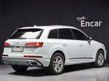 2021 Audi Q7 с пробегом 81 534 км