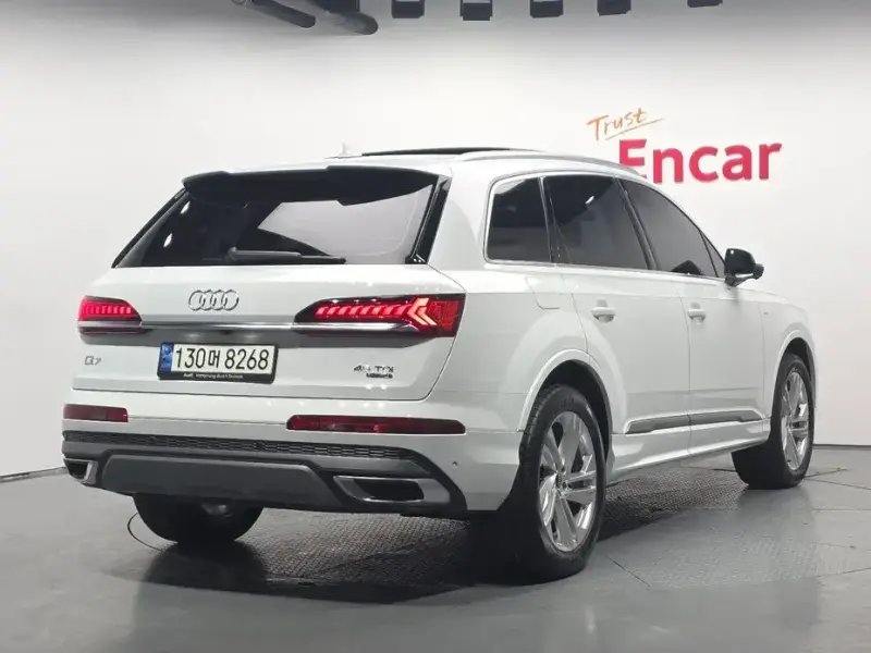 2021 Audi Q7 с пробегом 41 576 км