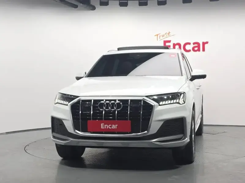 2021 Audi Q7 с пробегом 41 576 км