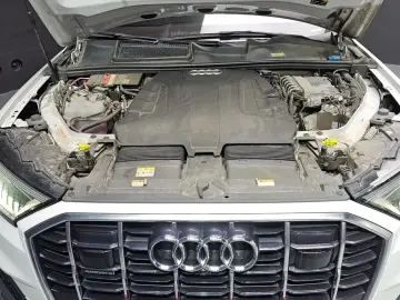2021 Audi Q7 с пробегом 81 534 км