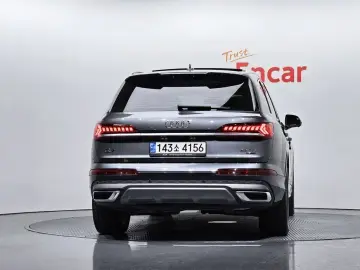2021 Audi Q7 с пробегом 56 829 км