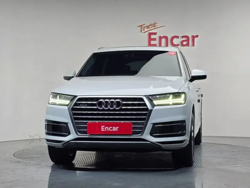 2019 Audi Q7 с пробегом 113 180 км
