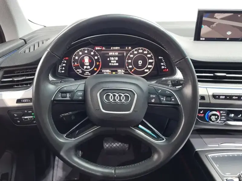 2019 Audi Q7 с пробегом 113 180 км