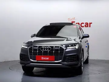 2020 Audi Q7 с пробегом 44 222 км