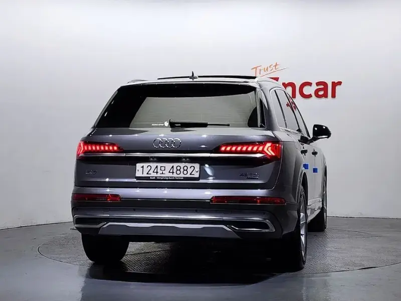 2020 Audi Q7 с пробегом 44 222 км