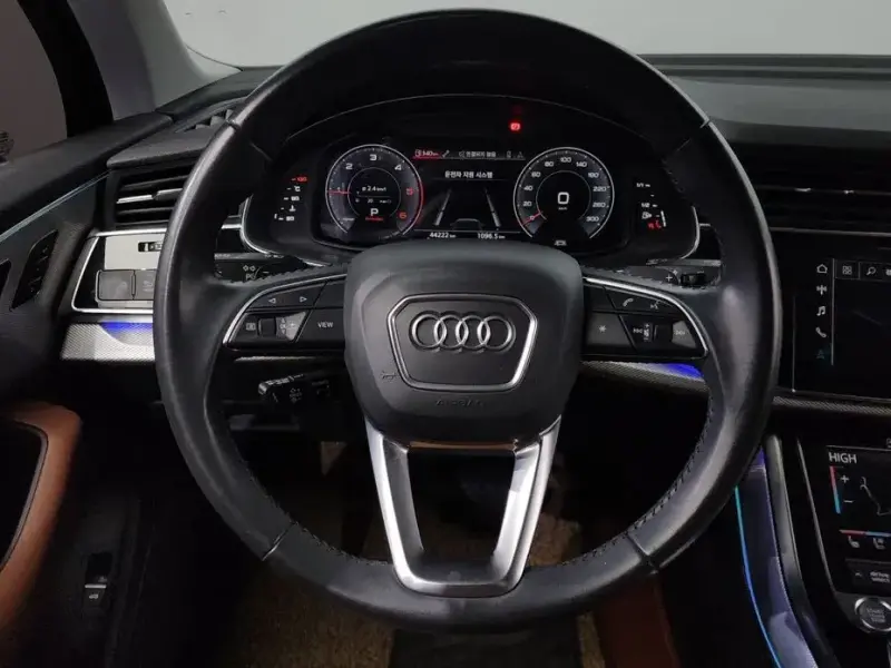 2020 Audi Q7 с пробегом 44 222 км