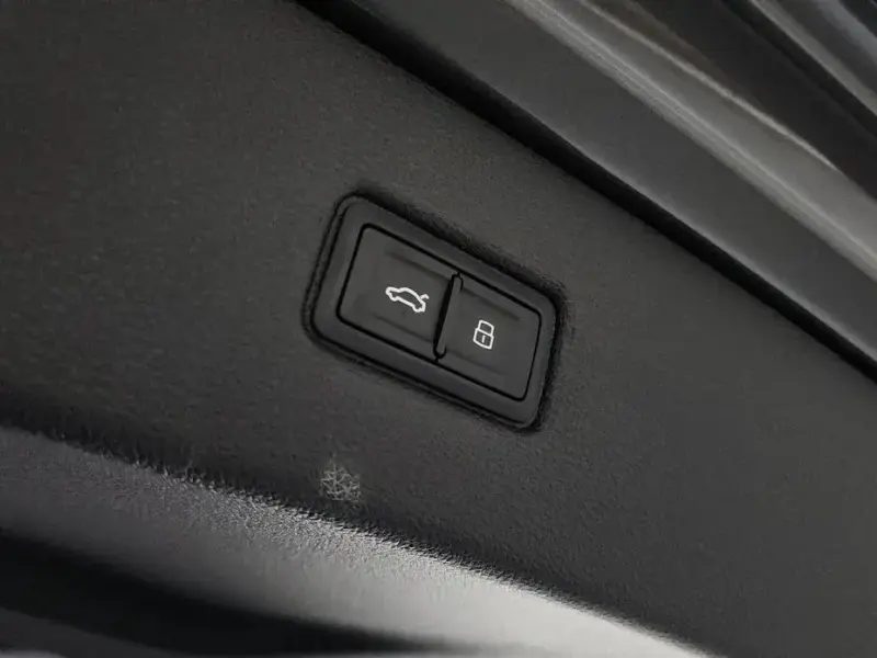 2020 Audi Q7 с пробегом 44 222 км
