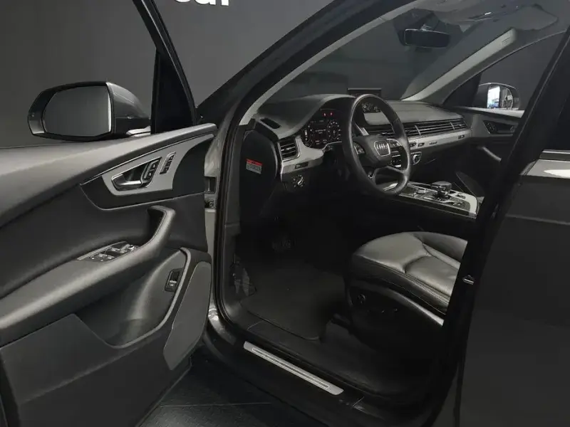 2019 Audi Q7 с пробегом 41 854 км