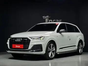 2023 Audi Q7 с пробегом 44 204 км