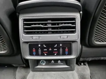 2023 Audi Q7 с пробегом 44 204 км