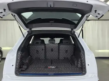 2023 Audi Q7 с пробегом 44 204 км