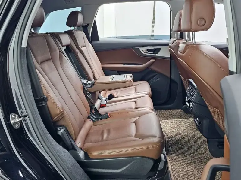 2019 Audi Q7 с пробегом 68 108 км