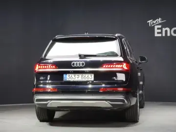 2021 Audi Q7 с пробегом 31 323 км