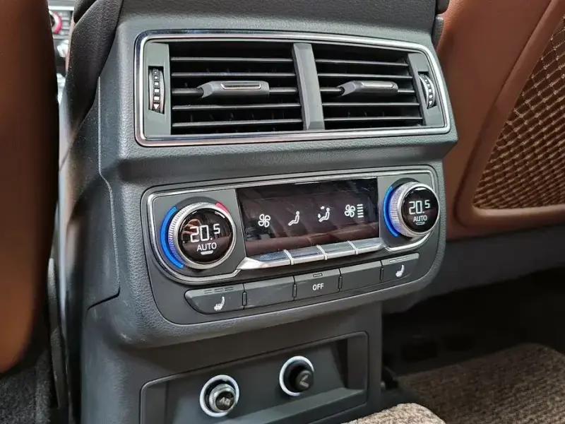 2019 Audi Q7 с пробегом 68 108 км