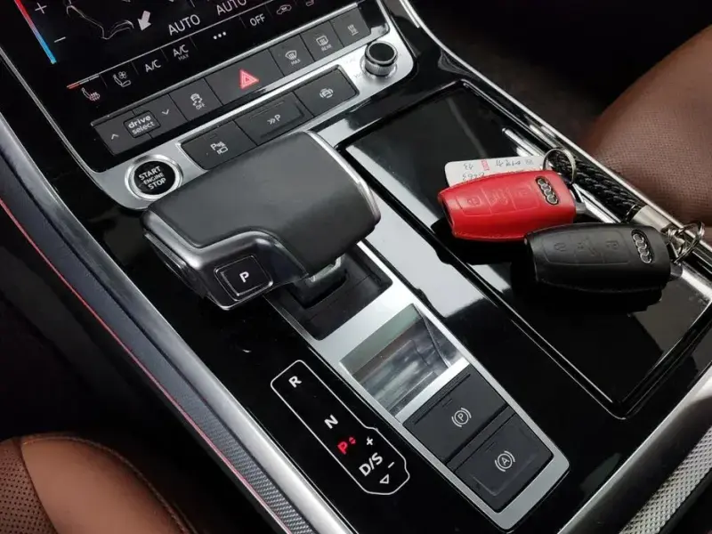 2021 Audi Q7 с пробегом 31 323 км
