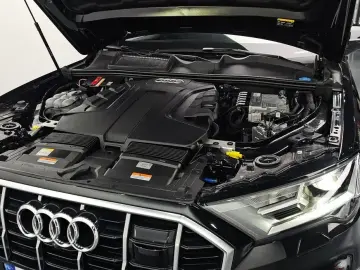 2022 Audi Q7 с пробегом 40 858 км