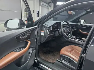 2021 Audi Q7 с пробегом 75 275 км