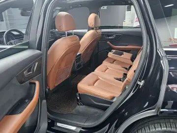 2021 Audi Q7 с пробегом 75 275 км
