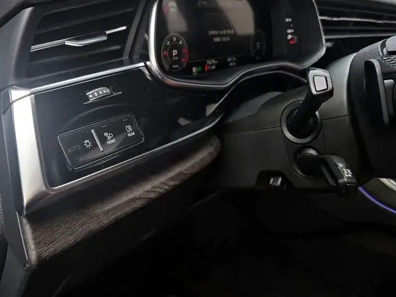 2021 Audi Q7 с пробегом 75 275 км