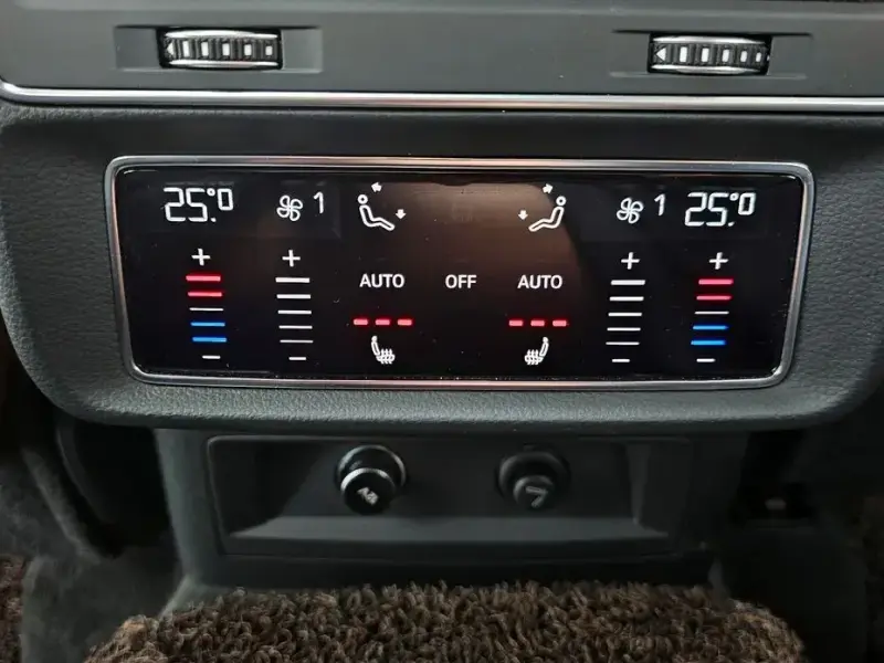 2021 Audi Q7 с пробегом 75 275 км