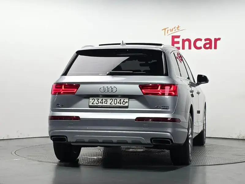 2019 Audi Q7 с пробегом 46 561 км