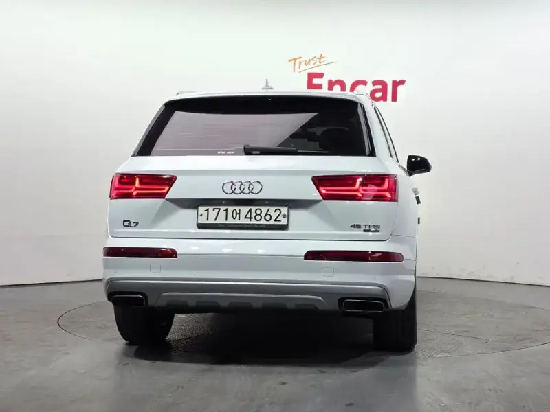 2019 Audi Q7 с пробегом 76 904 км