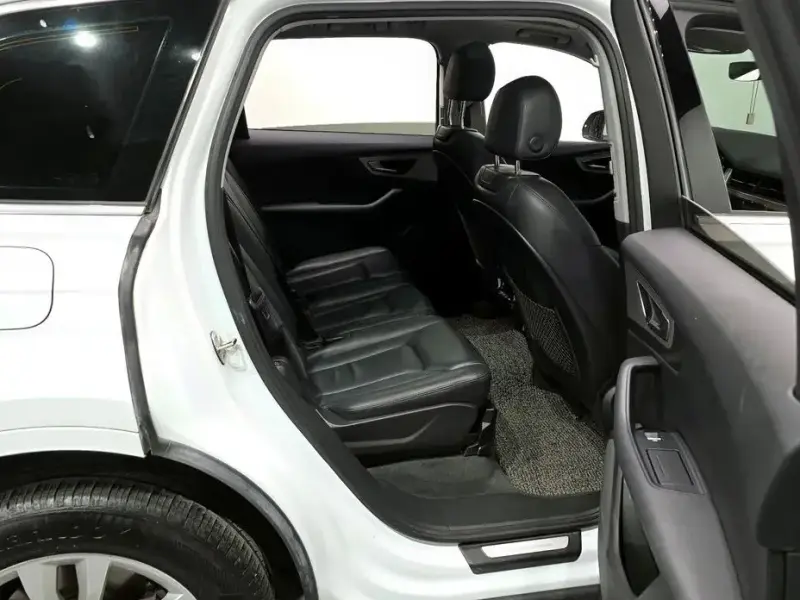 2019 Audi Q7 с пробегом 76 904 км