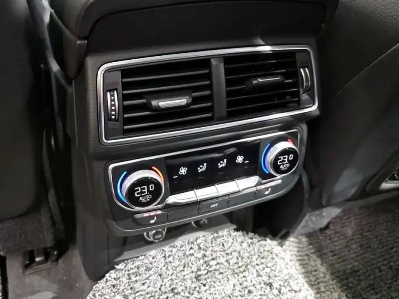 2019 Audi Q7 с пробегом 76 904 км